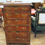 163 5210 CHEST OF DRAWERS